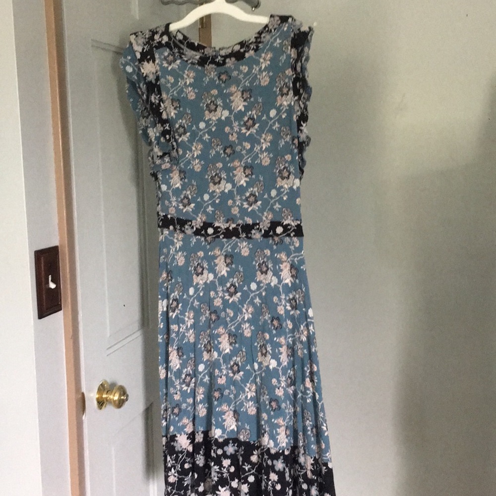 LOFT - Spring Dress